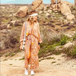 SPELL LADY AMETHYST KIMONO ROBE